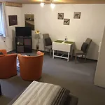 Messezimmer 4 u 2