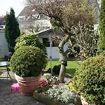 Messezimmer 4 U 2 * Dusseldorf