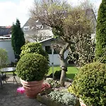 Apartment Messezimmer 4 U 2