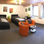Messezimmer 4 U 2