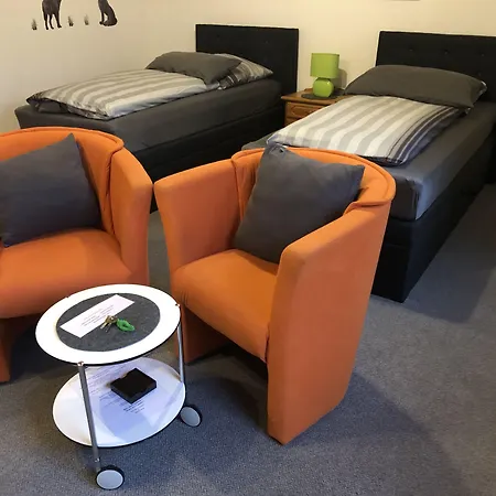 Messezimmer 4 U 2 Apartment